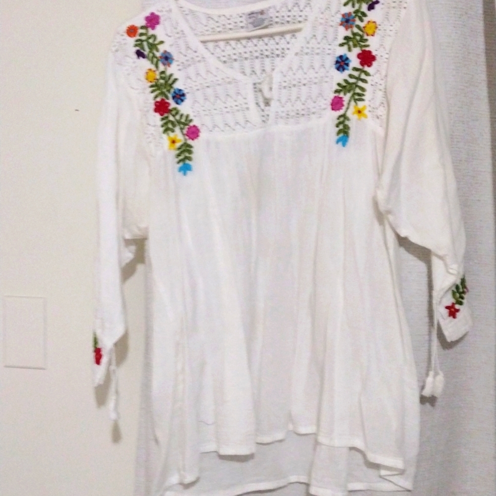 Women's Spring/Summer Blouse Abrazo Style White with multicolored sleeves size L